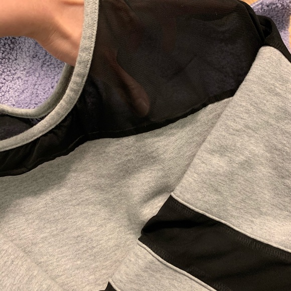 Mesh oversized sweatshirt - Picture 3 of 3